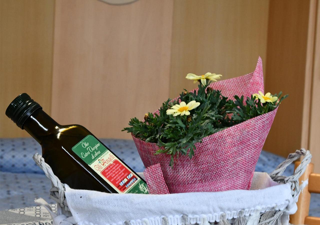 הוילה Cisano sul Neva Gli Angeli Agriturismo מראה חיצוני תמונה